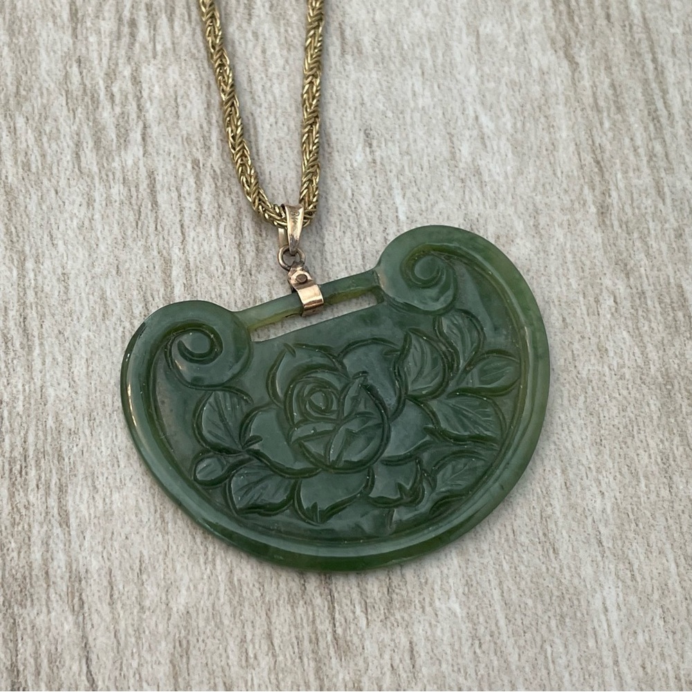 Vintage Jade Flower Pendant on Gold Necklace